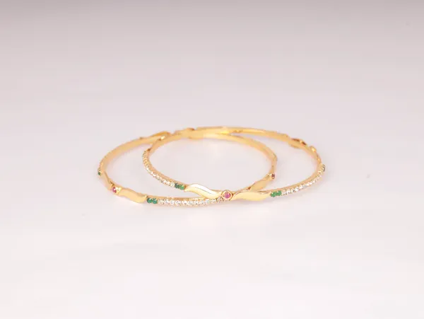 Red_Gold_Plated_Alloy_Diamond_Bangle_Set_(Pack_Of_2)