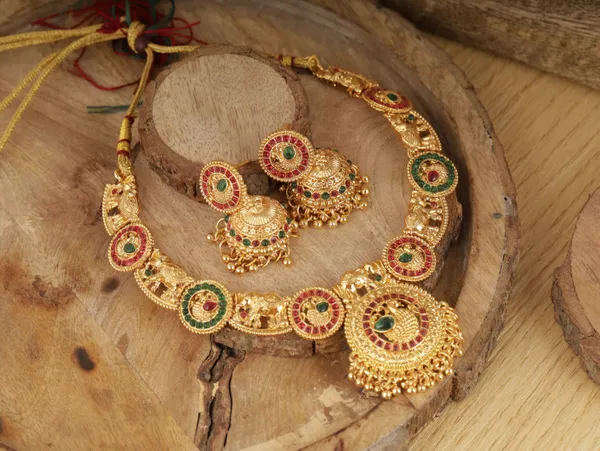 Green_Gold_Plated_Brass_Earring_&_Necklace_Jewellery_Set