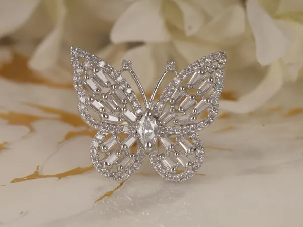 Silver_Stylish_Design_Metal_Diamond_Ring