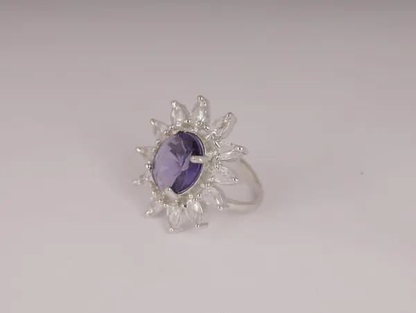 Purple_Stylish_Design_Metal_Diamond_Ring