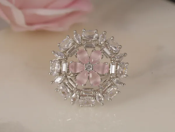 Pink_Stylish_Design_Metal_Diamond_Ring