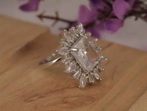 Silver_Stylish_Design_Metal_Diamond_Ring