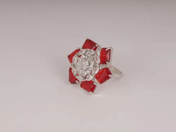Red_Stylish_Design_Metal_Diamond_Ring