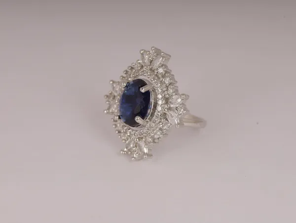 Blue_Stylish_Design_Metal_Diamond_Ring