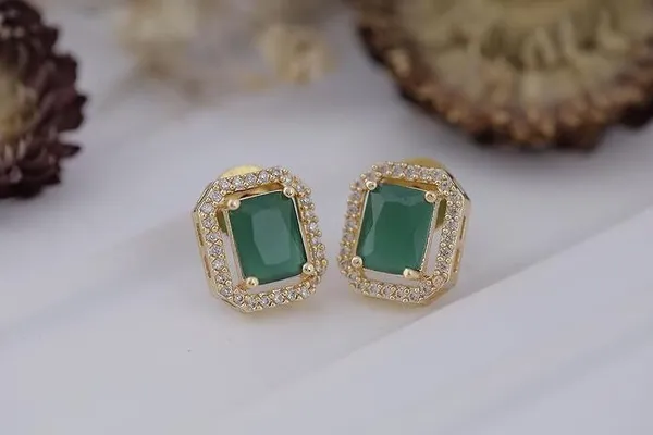 Green_Crystal_Brass_Stud_Earrings