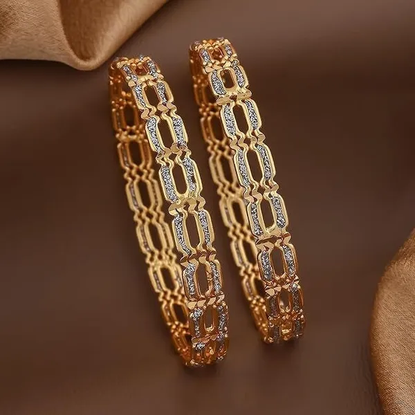 Gold_Metal_Bangle_Set_(Pack_Of_2)