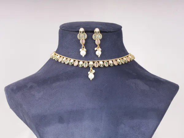 Pink_Gold_Plated_Brass_Earring_&_Necklace_Jewellery_Set
