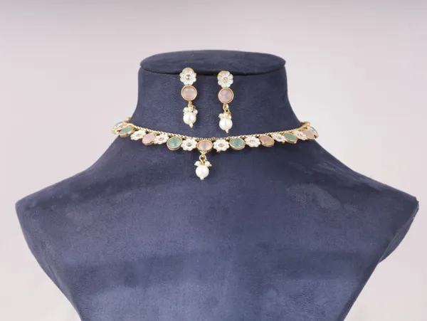 Pink_Brass_Earring_&_Necklace_Jewellery_Set