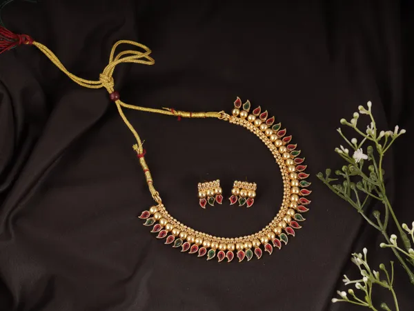 Green_Gold_Plated_Brass_Earring_&_Necklace_Jewellery_Set