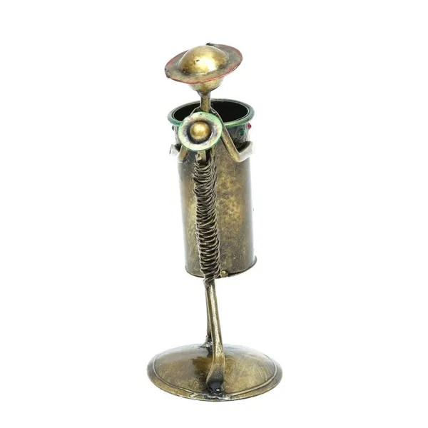 Multicolour_Wire_Human_Pen_Stand_For_Home