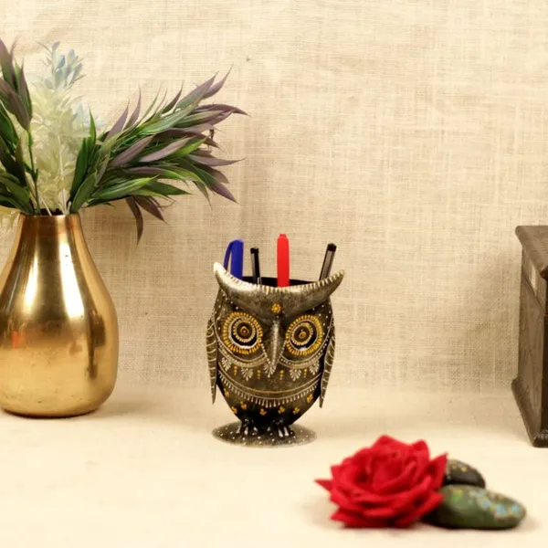 Multicolour_Painted_Owl_Pen_Stand_For_Home