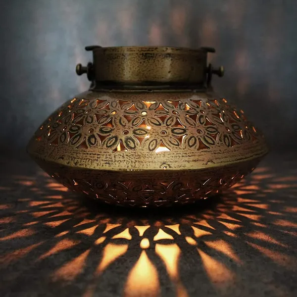 Multicolour_Tea_Light_Holder_For_Home