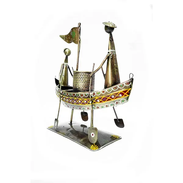 Brown_Iron_Painted_Man_In_Boat_Pen_Holder_Showpiece_For_Home