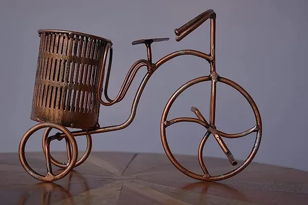 Gold_Cycle_Pen_Stand_For_Home