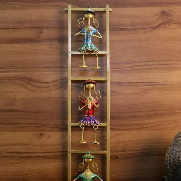 Multicolour_Lady_Wall_Hanging_Frame_Elegant_Decor_Featuring_Indian_For_Home