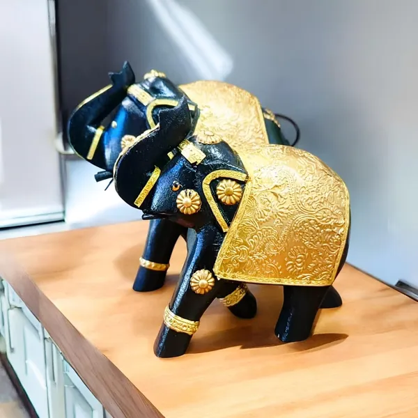 Gold_Wooden_Elephant_Set_Of_Decorative_Statues_For_Home_(Set_2)