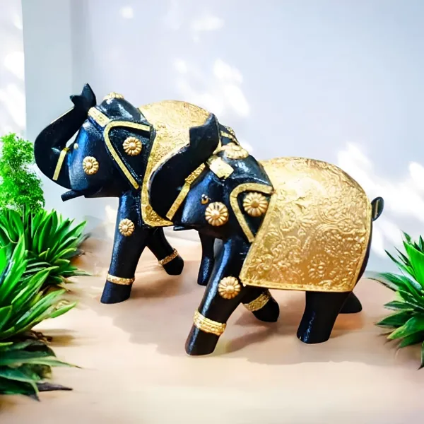 Gold_Wooden_Elephant_Set_Of_Decorative_Statues_For_Home_(Set_2)