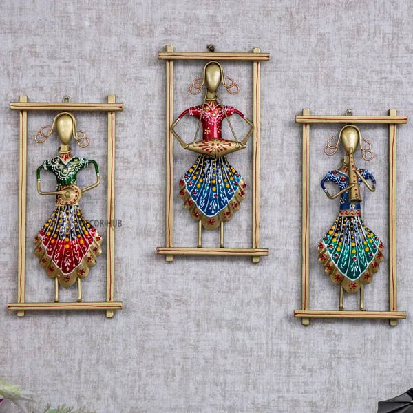 Multicolour_Iron_Rajasthani_Lady_Musician_Frame_Wall_Art_Spiritual_For_Home