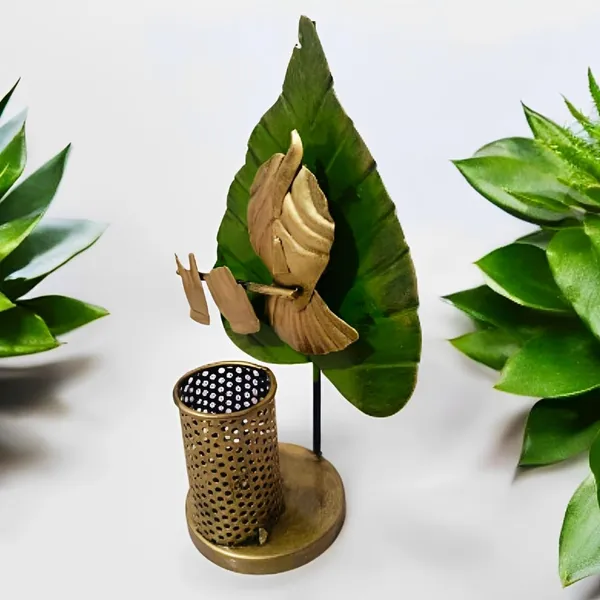 Multicolour_Lord_Krishna_Pen_Stand_Leaf_Shaped_Desk_Organizer_Elegant_For_Home