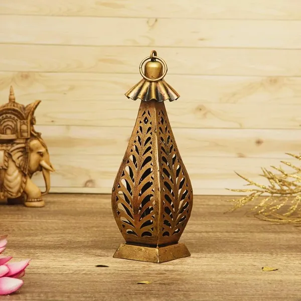 Golden_Tea_Light_Holder_For_Home