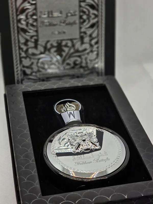 Perfume_Lattafa_Fakhar_Silver_100_Ml_Eau_De_Parfum