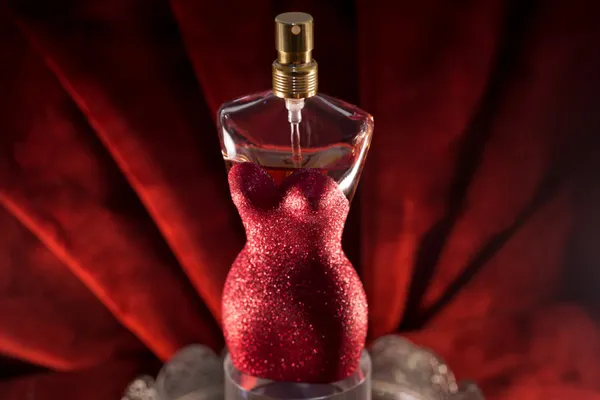 Perfume_Jean_Paul_Gaultier_Classique_Cabaret_100_Ml_Eau_De_Parfum