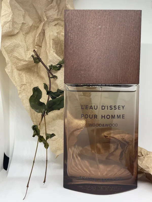 Perfume_Issey_Miyake_Travllers_Exclusive_Wood_Edition_100_Ml_Eau_De_Toilette