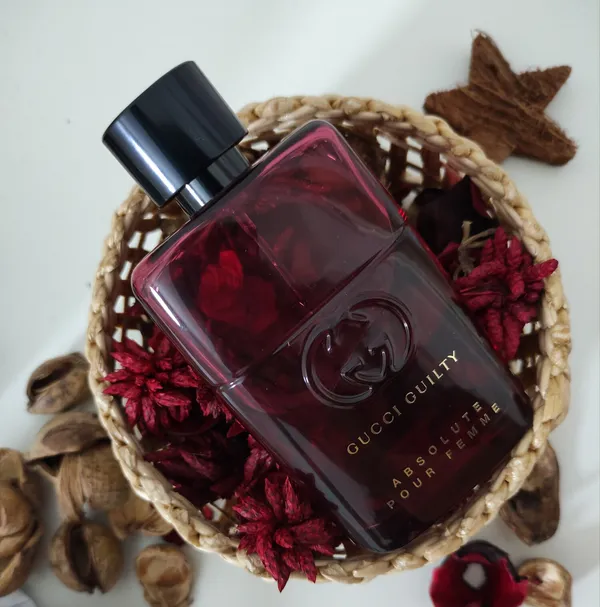 Perfume_Gucci_Guilty_Absolute_Femme_50Ml_Eau_De_Parfum