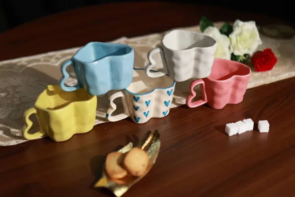 SheNest_Ceramic_Heart_Shape_Mug_GIfting/Kitchen_(Pack_of_1)