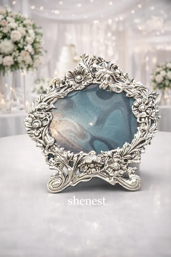 Silver-Plated_Floral_Photo_Frame_|_Handcrafted_Wedding_&_Home_Décor_Frame
