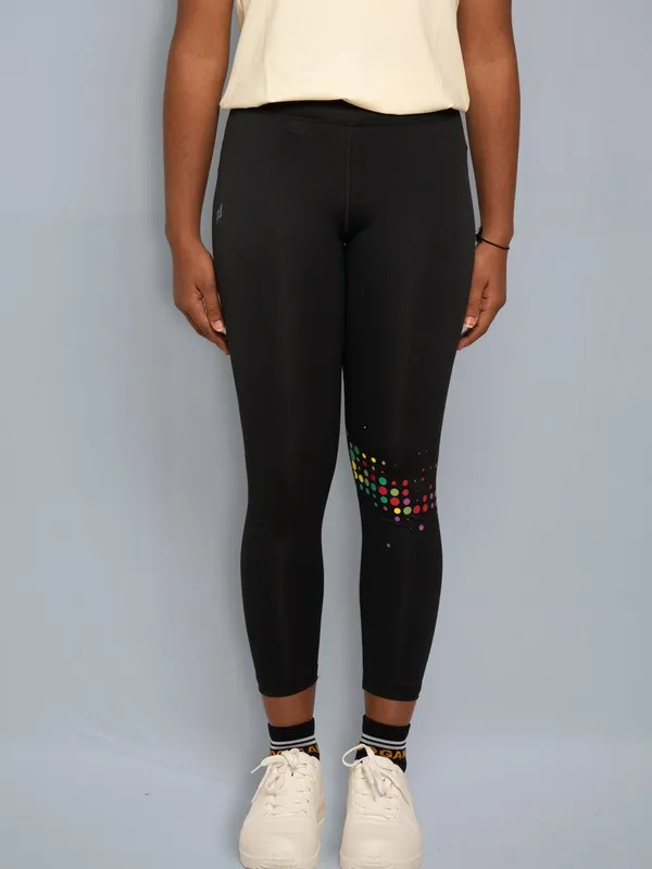 Black_Premium_Kooltex_Fabric_&_Spandex_Sports_Leggings_For_Kids