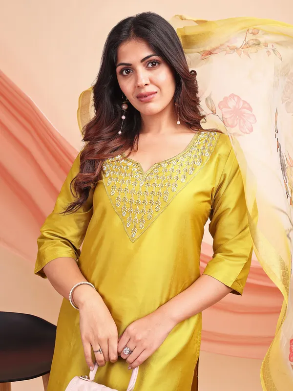 Yellow_Art_Silk_Embroidered_Kurti_Pant_Dupatta_Set_For_Women
