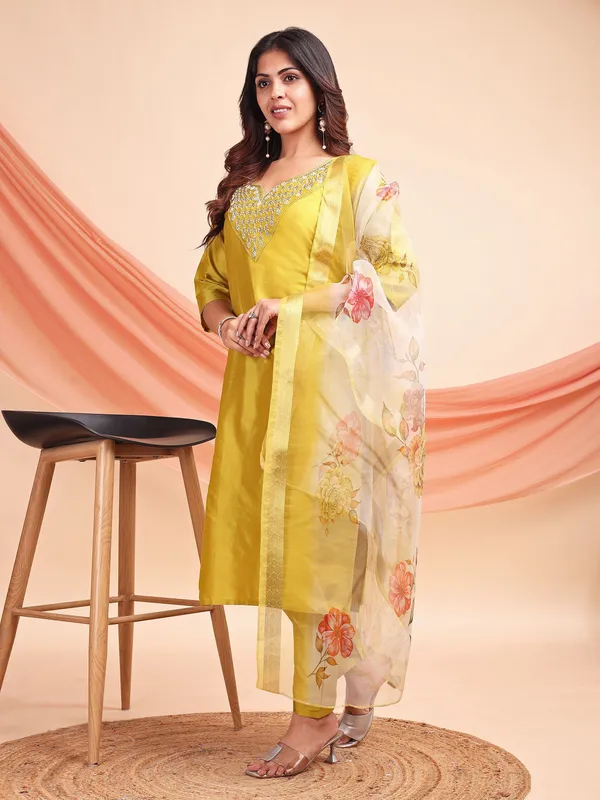 Yellow_Art_Silk_Embroidered_Kurti_Pant_Dupatta_Set_For_Women