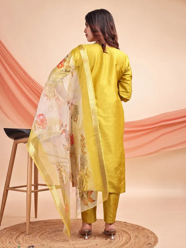 Yellow_Art_Silk_Embroidered_Kurti_Pant_Dupatta_Set_For_Women