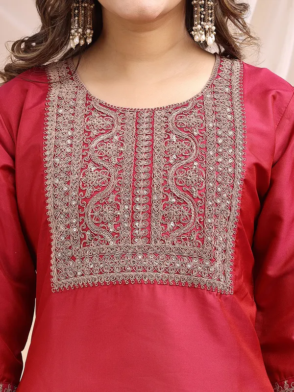 Art_Silk_Embroidered_Kurti_Pant_Dupatta_Set_For_Women