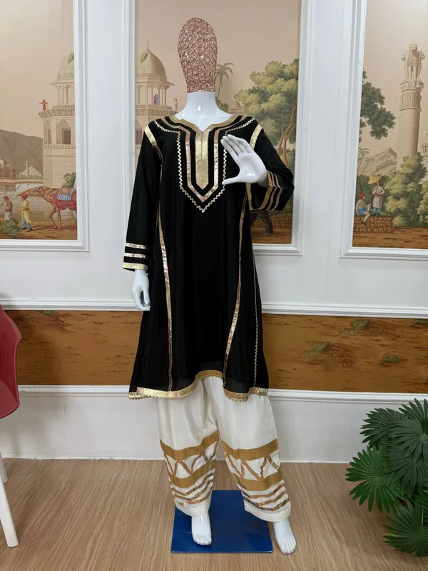 BLACK__CO-ORD_SET_WITH_USE_OF_ATTRACTIVE_GOTA_PATTI_