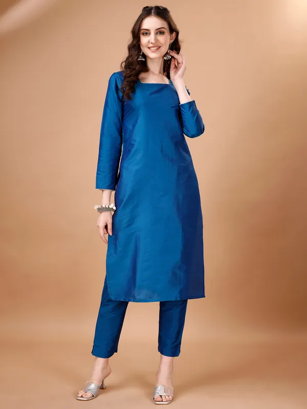 BlueTrendy_Straight_Kurta_Pant_Set_with_Designer_Dupatta