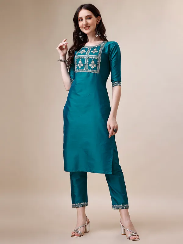 Blue_Elegant_Embroidered_Kurta_Set_with_Straight_Pants