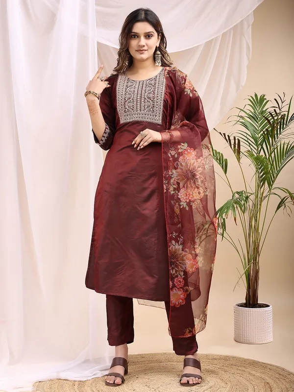 Copper_Art_Silk_Embroidered_Kurti_Pant_Dupatta_Set_For_Women