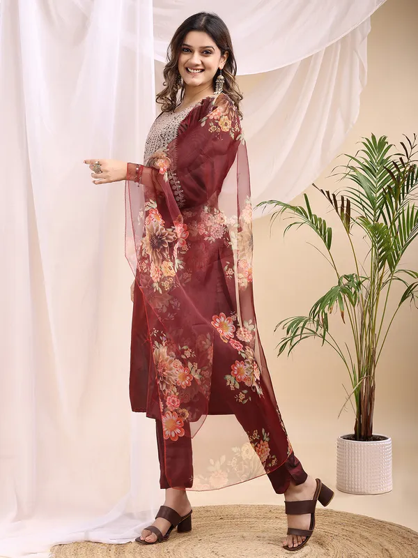 Copper_Art_Silk_Embroidered_Kurti_Pant_Dupatta_Set_For_Women