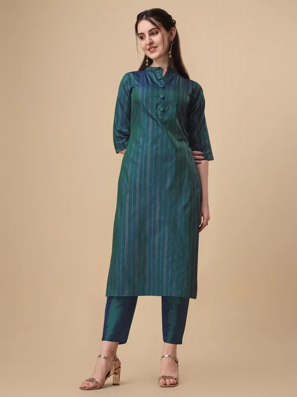 GREEN_Elegant_Pinstripe_Kurta_Set_with_Straight_Pants