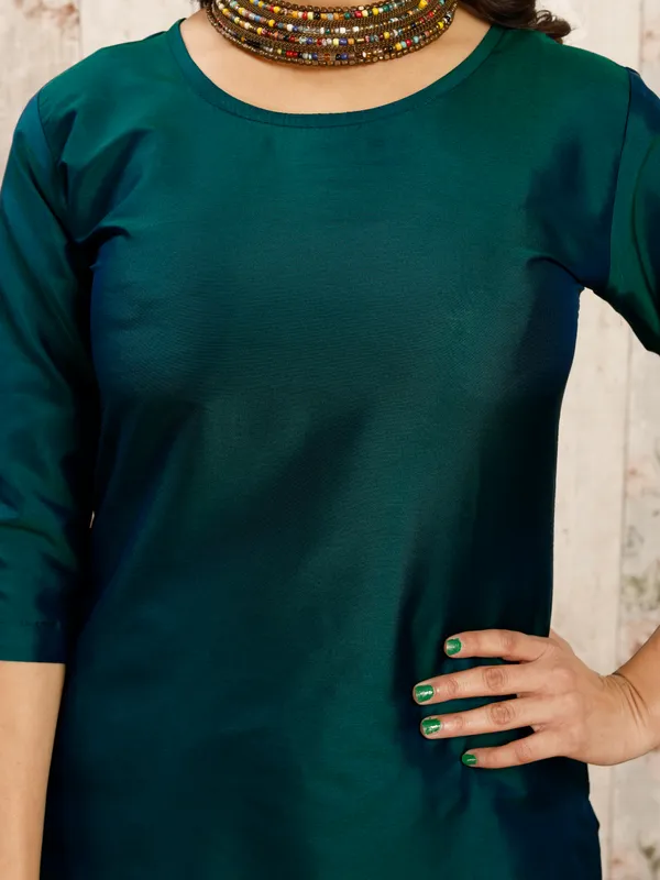 GREEN_Trendy_Straight_Kurta_Pant_Set_with_Designer_Dupatta