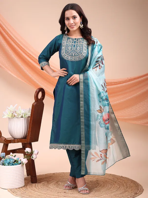 Green_Art_Silk_Embroidered_Kurti_Pant_Dupatta_Set_For_Women