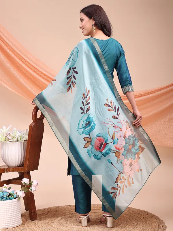 Green_Art_Silk_Embroidered_Kurti_Pant_Dupatta_Set_For_Women
