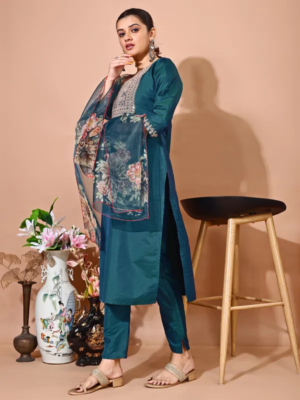 Green_Art_Silk_Embroidered_Kurti_Pant_Dupatta_Set_For_Women