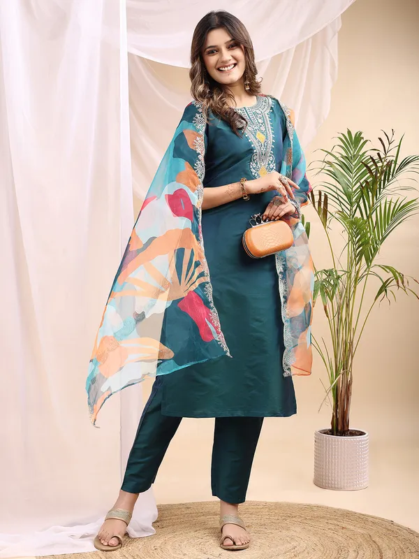 Green_Art_Silk_Embroidered_Kurti_Pant_Dupatta_Set_For_Women