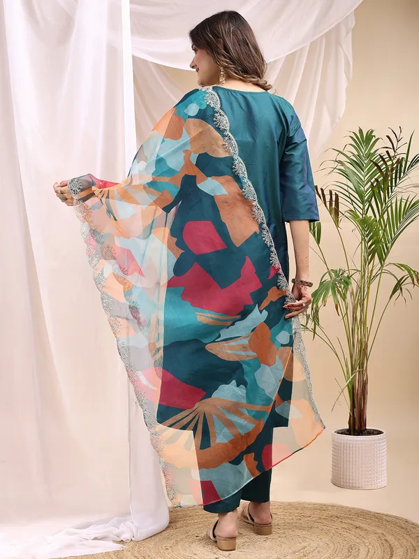 Green_Art_Silk_Embroidered_Kurti_Pant_Dupatta_Set_For_Women
