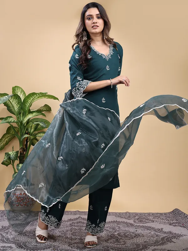 Green_Embroidered_Kurta_Set_with_Matching_Pant_and_Dupatta
