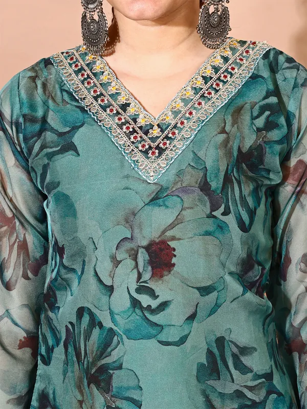 Green_Trendy_Straight_Kurta_Pant_Set_with_Designer_Dupatta