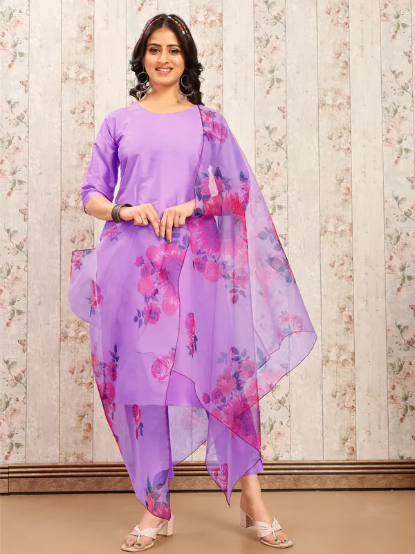 LAVENDAR_Trendy_Straight_Kurta_Pant_Set_with_Designer_Dupatta